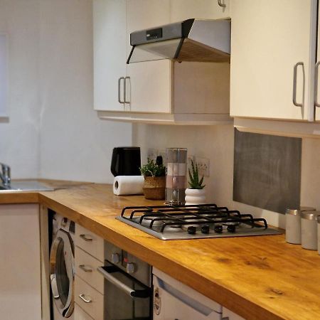 Lovely 1-Bed Apartment In Londyn Zewnętrze zdjęcie