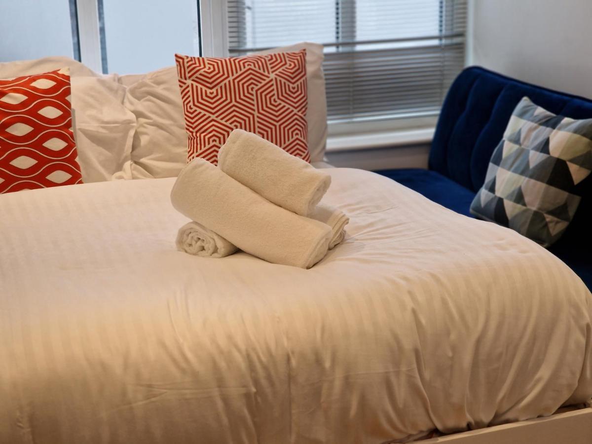 Lovely 1-Bed Apartment In Londyn Zewnętrze zdjęcie